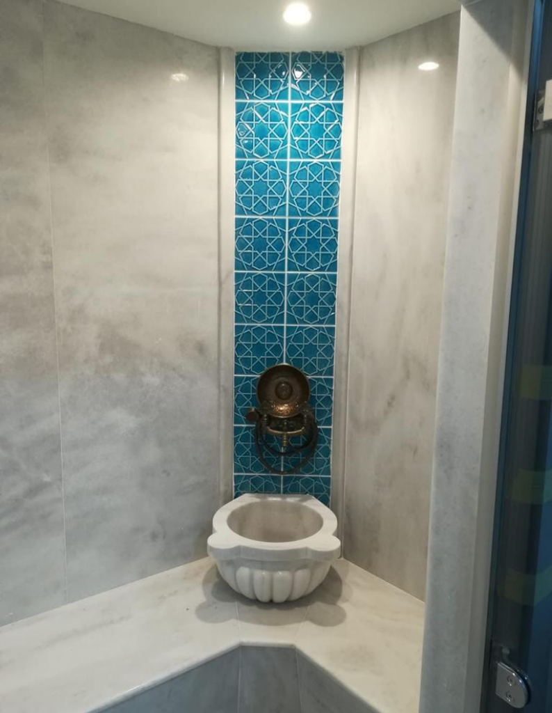 Hamam Çini-37- Kurna Arkası Türkmen Yıldızı Çini Pano, Osmanlı Hamam Çini Modelleri, Lider Çini